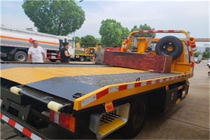 诸城附近拖车电话号码服务